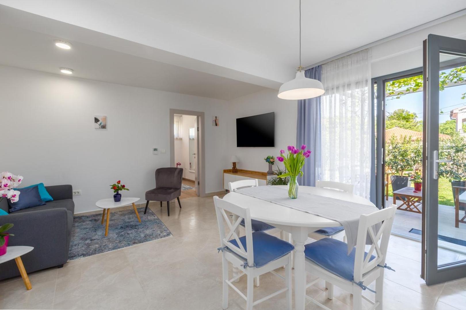 Riva Garden Exclusive Apartment Funtana Exterior photo