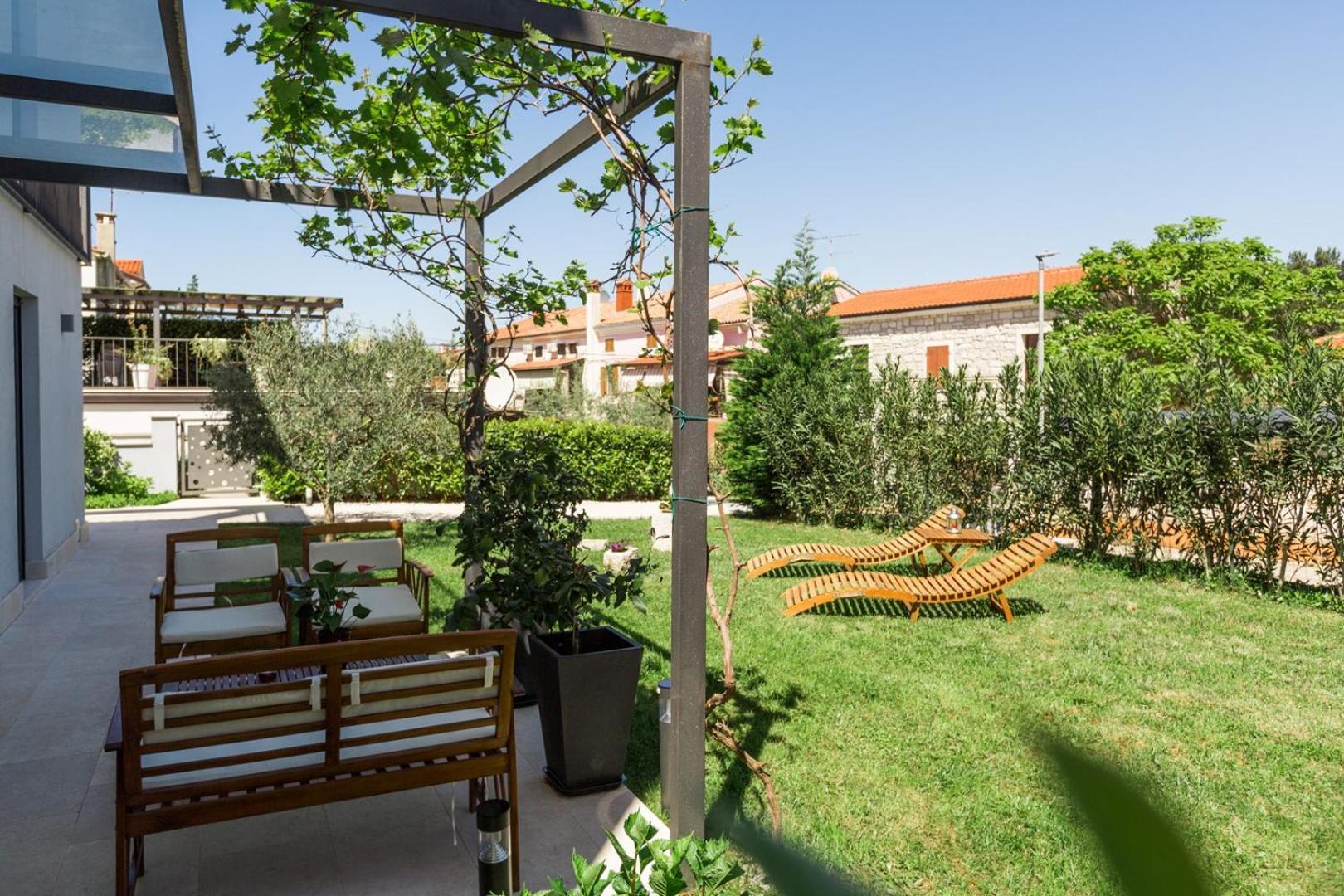 Riva Garden Exclusive Apartment Funtana Exterior photo